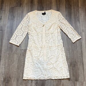 Laundry By Shelli Segal Cream Fabric Detail